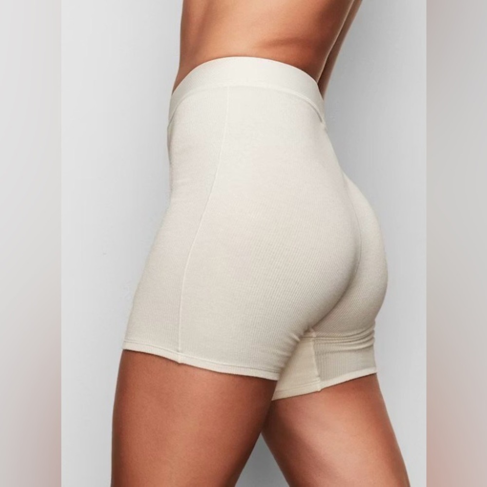 SKIMS Ribbed Boxer Briefs - Picture 1 of 5